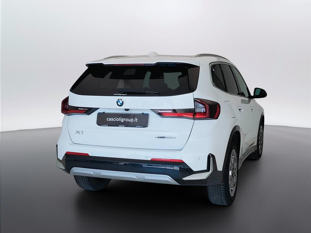 BMW X1 xdrive20d mhev 48V X-Line auto