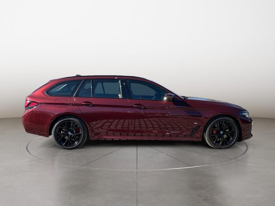 BMW Serie 5 530d Touring mhev 48V xdrive Msport auto