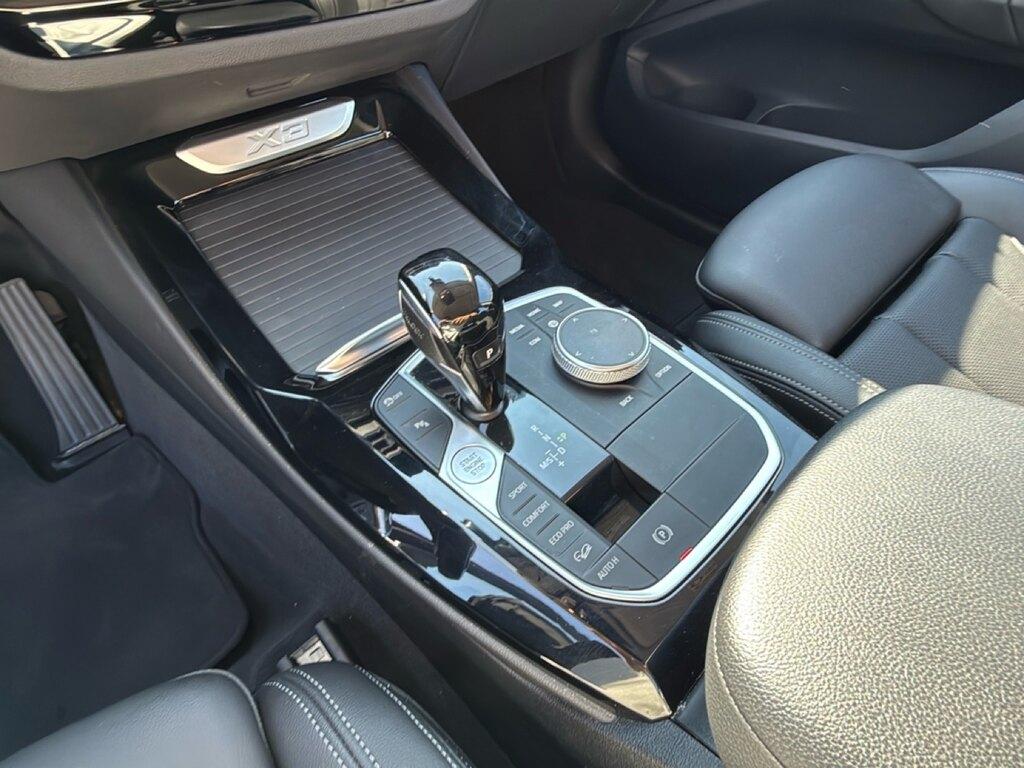 BMW X3 xdrive20d mhev 48V auto