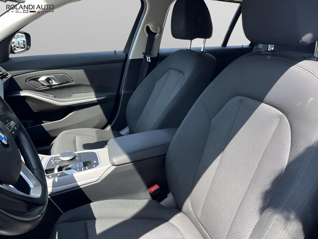 BMW Serie 3 320d Touring mhev 48V xdrive auto