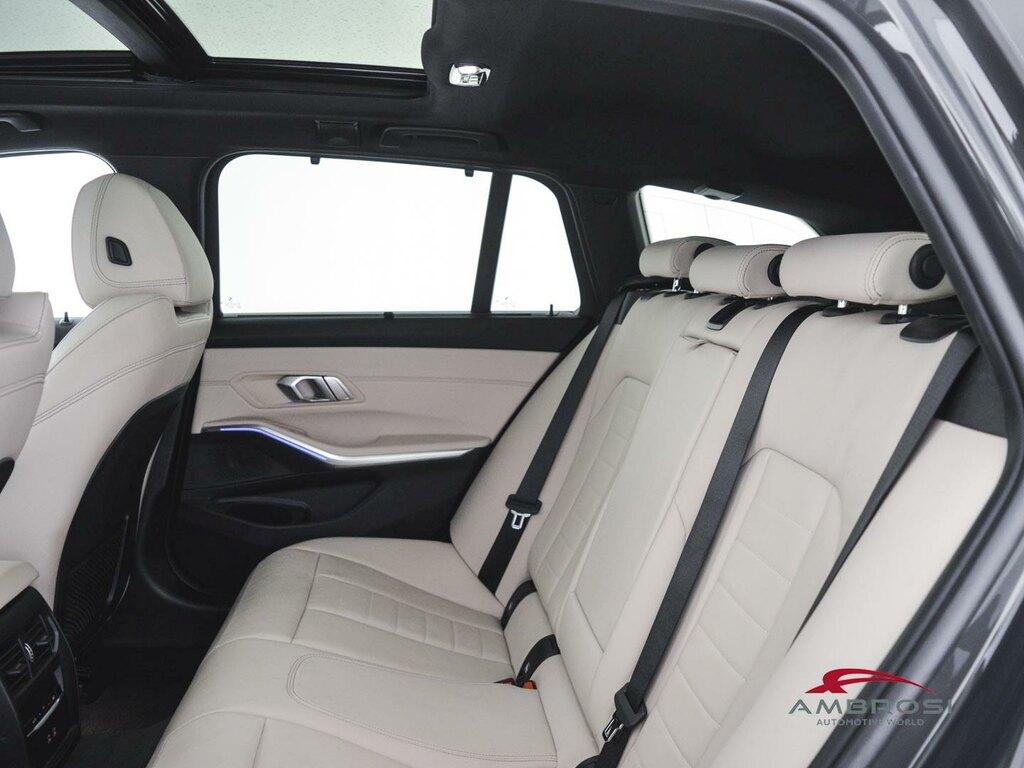 BMW Serie 3 320d Touring mhev 48V xdrive Msport auto