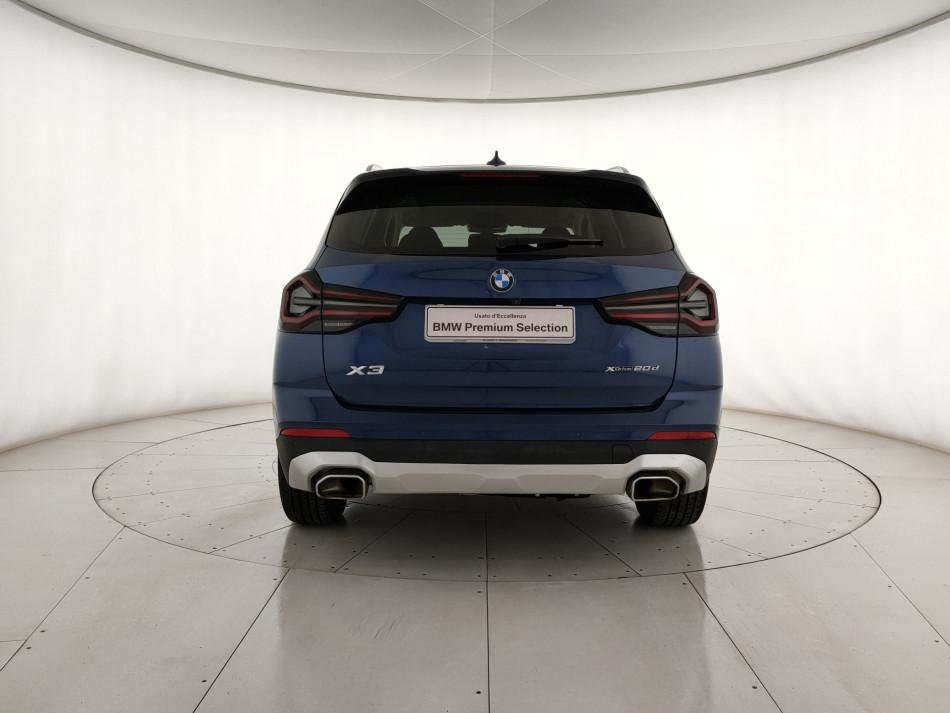 BMW X3 xdrive20d mhev 48V auto