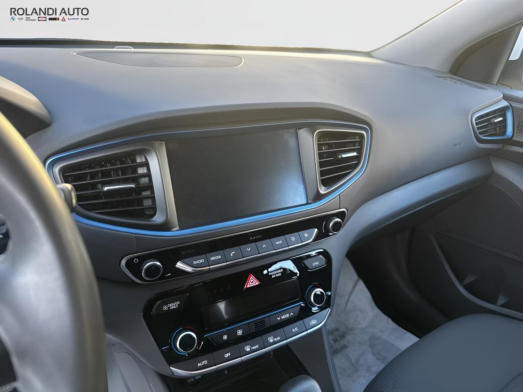 Hyundai Ioniq 1.6 hybrid Style 6dct my19
