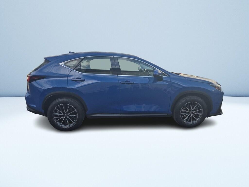Lexus NX 2.5 hybrid Business 4wd e-cvt