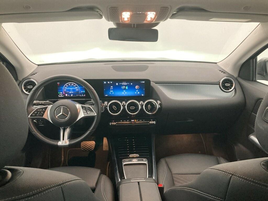 Mercedes GLA 180 d Progressive Advanced auto