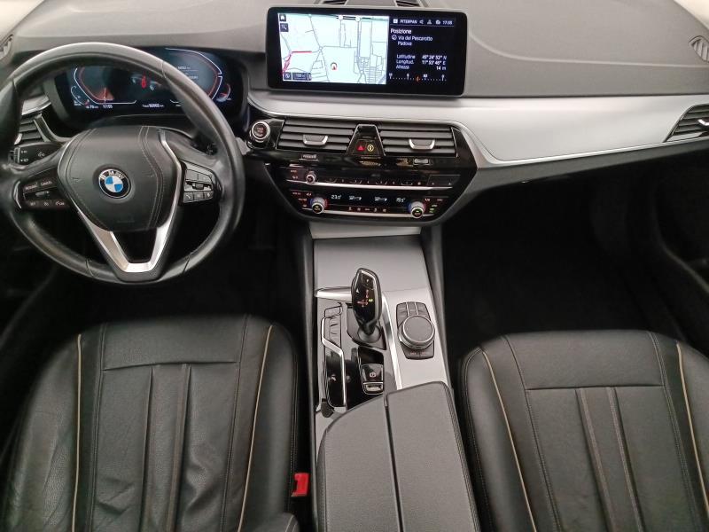BMW Serie 5 520d Touring mhev 48V xdrive Business auto