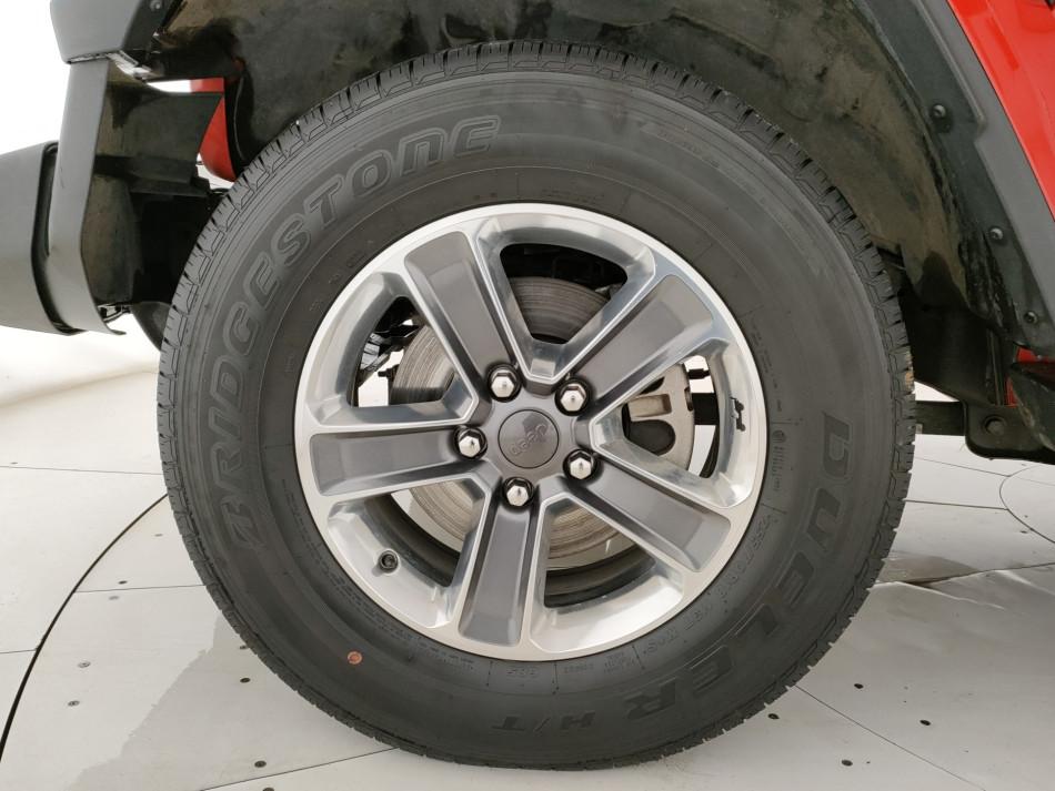 Jeep Wrangler Unlimited 2.0 turbo Sahara auto