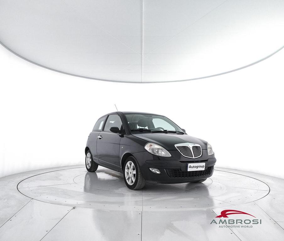 Lancia Ypsilon 1.3 mjt Platino