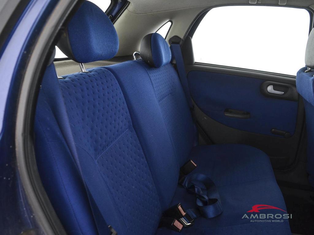 Opel Corsa 1.7 di Club (base) 5p