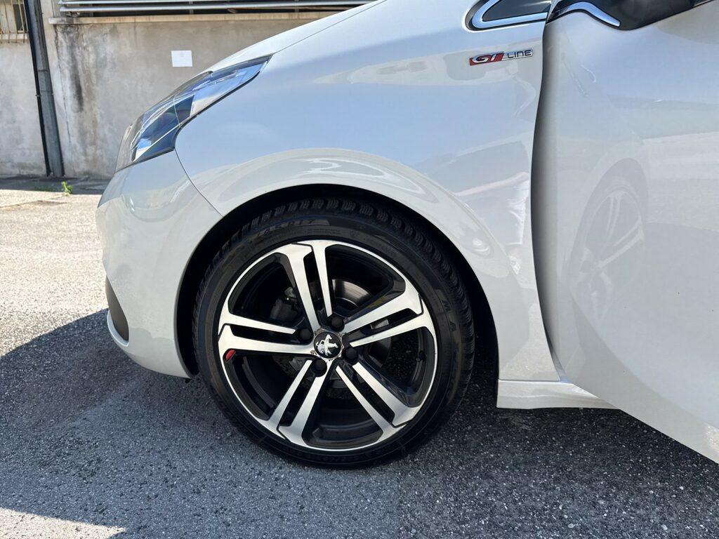 Peugeot 208 1.5 bluehdi GT Line s&s 100cv 5p 5marce