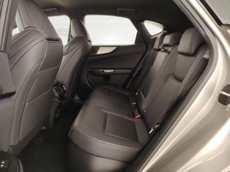 Lexus NX 2.5 hybrid F-Sport 4wd e-cvt