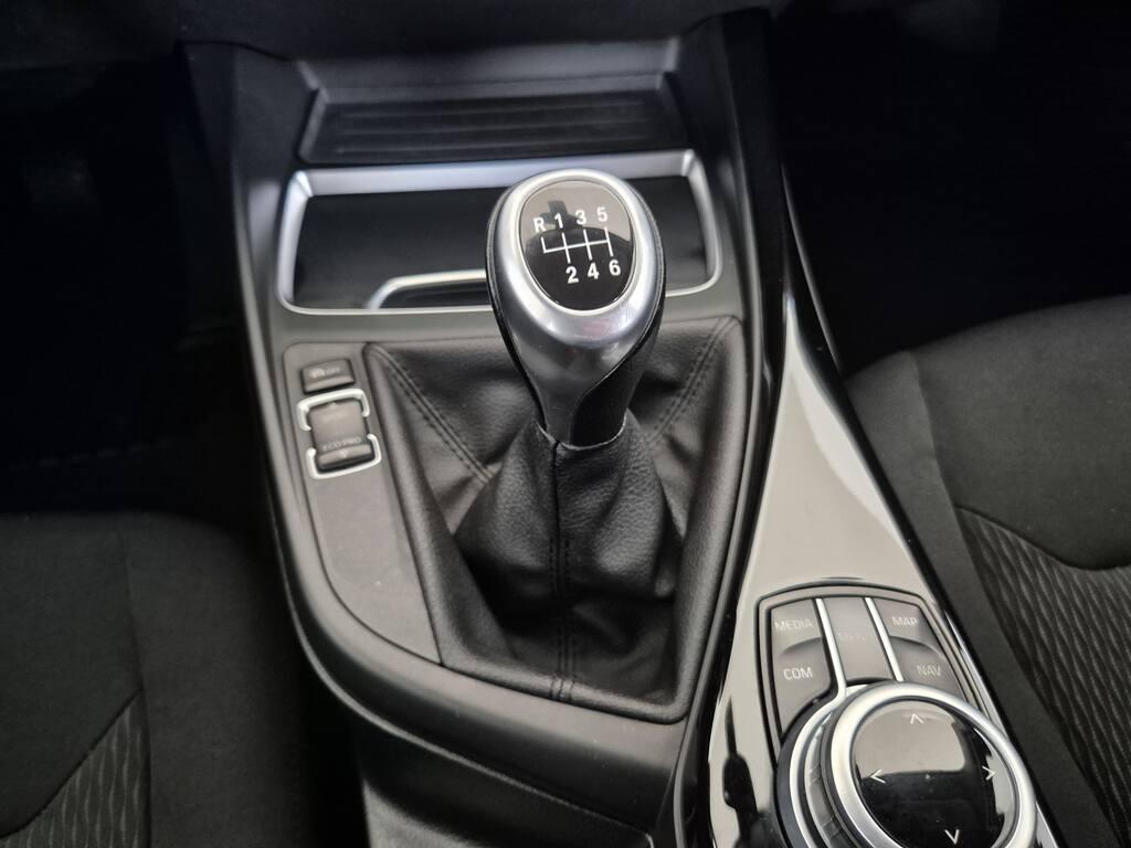 BMW Serie 1 116d Advantage 5p