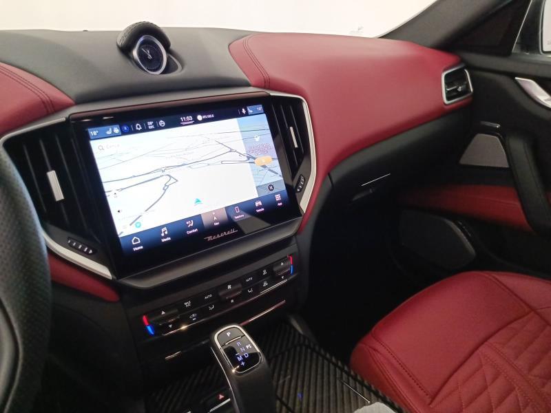 Maserati Ghibli 3.8 V8 Trofeo 580cv rwd auto