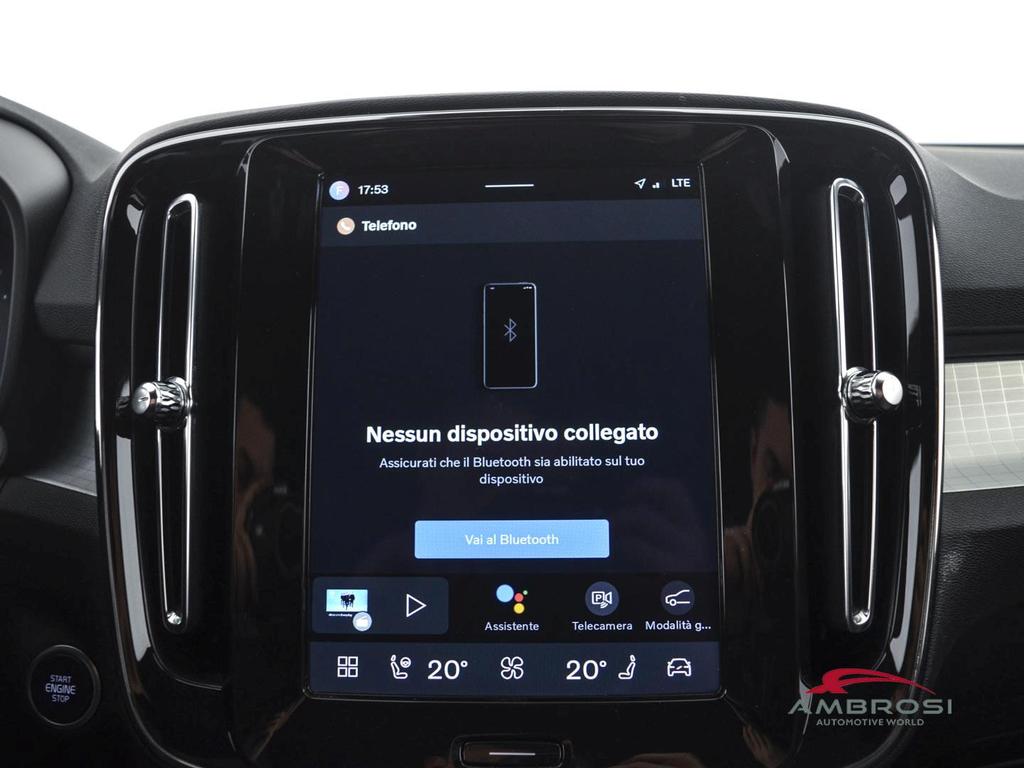 Volvo XC40 2.0 b3 Plus Dark auto