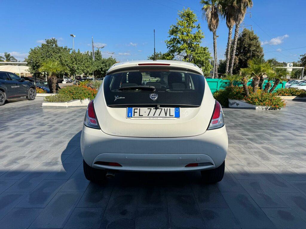Lancia Ypsilon 1.3 mjt Silver s&s 95cv