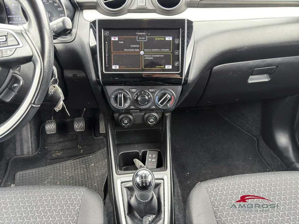 Suzuki Swift 1.2 hybrid Top 2wd