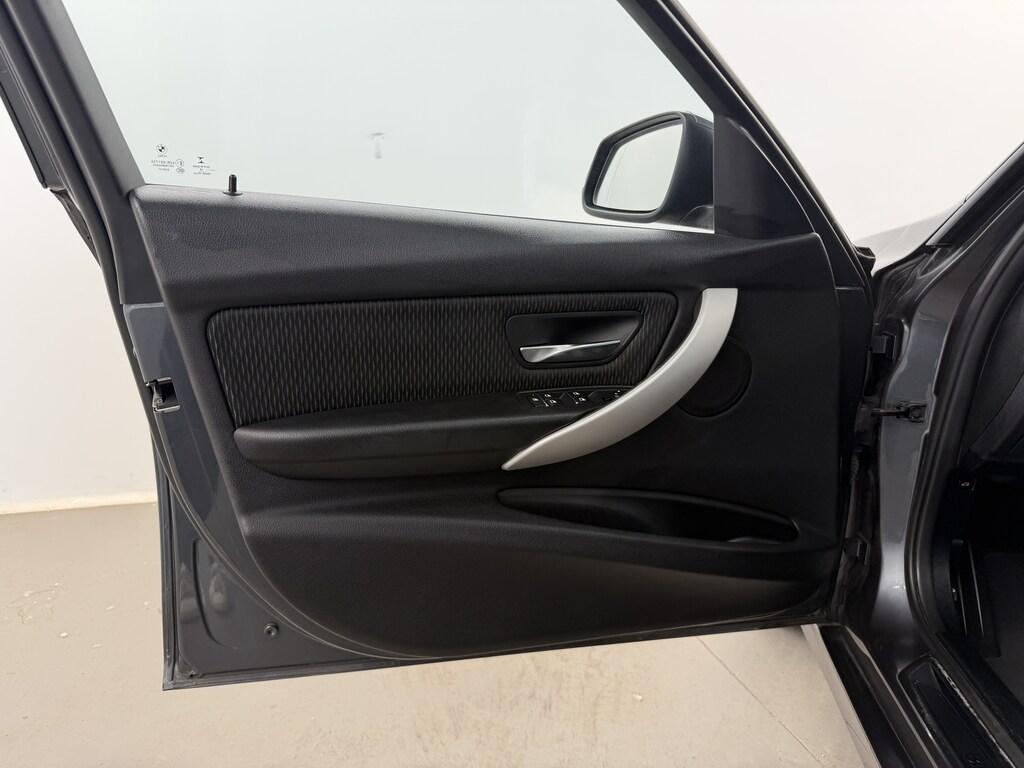 BMW Serie 3 320d Touring xdrive Business Advantage auto