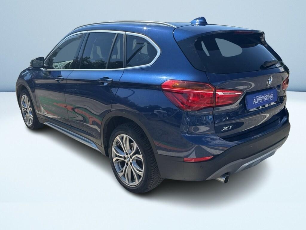 BMW X1 sdrive18i xLine 140cv auto 7m