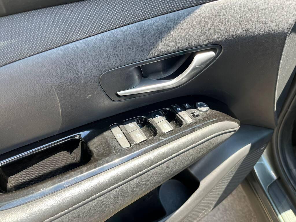 Hyundai Tucson 1.6 hev Exellence 2wd auto