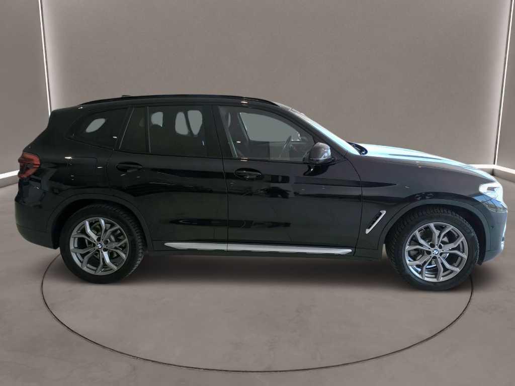 BMW X3 xdrive20d mhev 48V xLine auto
