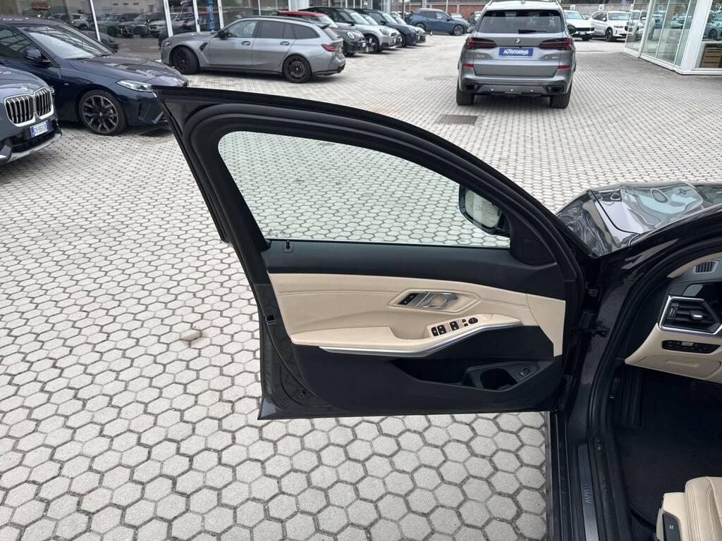 BMW Serie 3 320d Touring Luxury auto