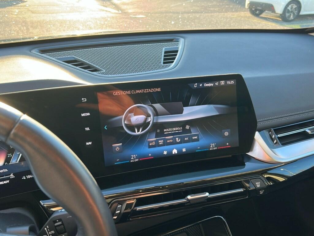 BMW iX1 edrive 20 X-Line