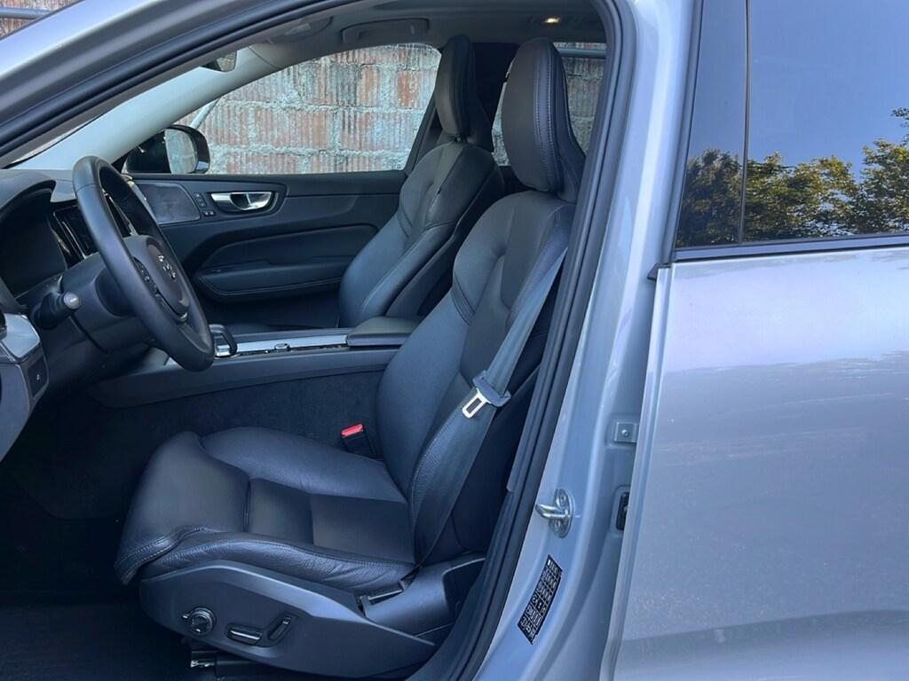 Volvo XC60 2.0 b5 Ultimate Dark awd auto