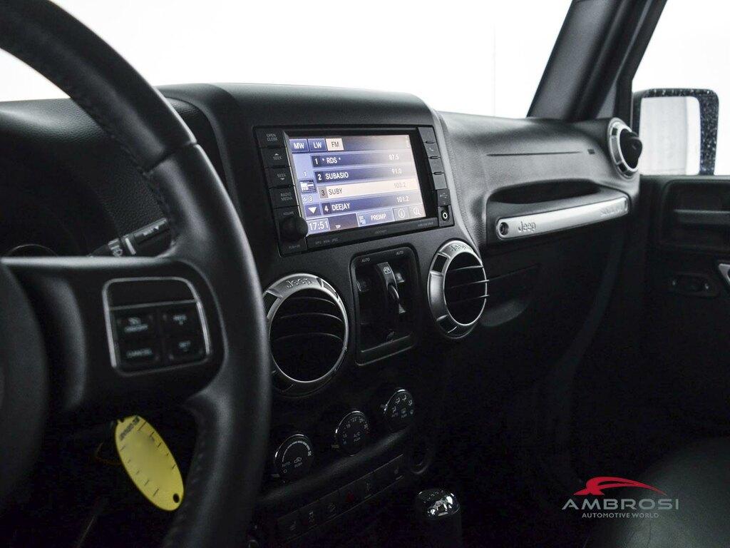 Jeep Wrangler Unlimited 2.8 crd Sahara auto E5+