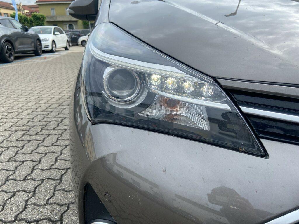 Toyota Yaris 1.5 hybrid Style 5p my16