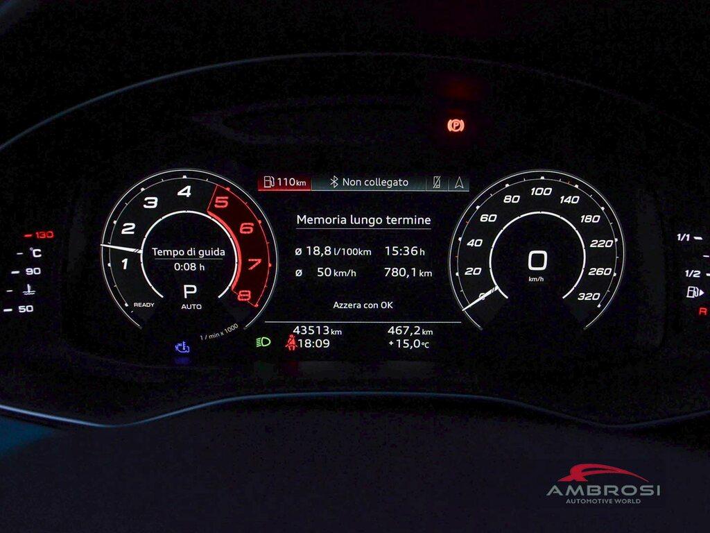 Audi Q8 RS 8 4.0 mhev quattro tiptronic