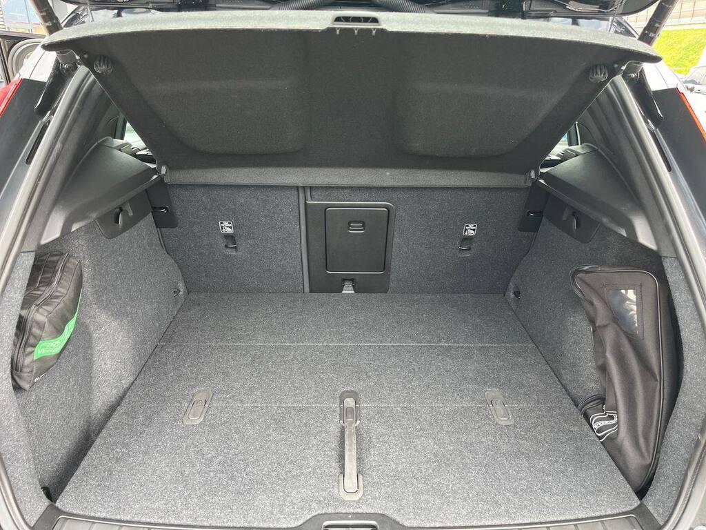 Volvo XC40 2.0 b3 Core auto