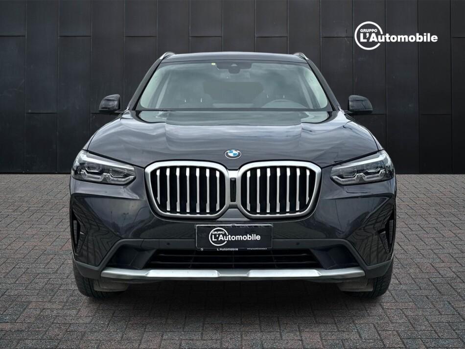BMW X3 sdrive18d mhev 48V auto