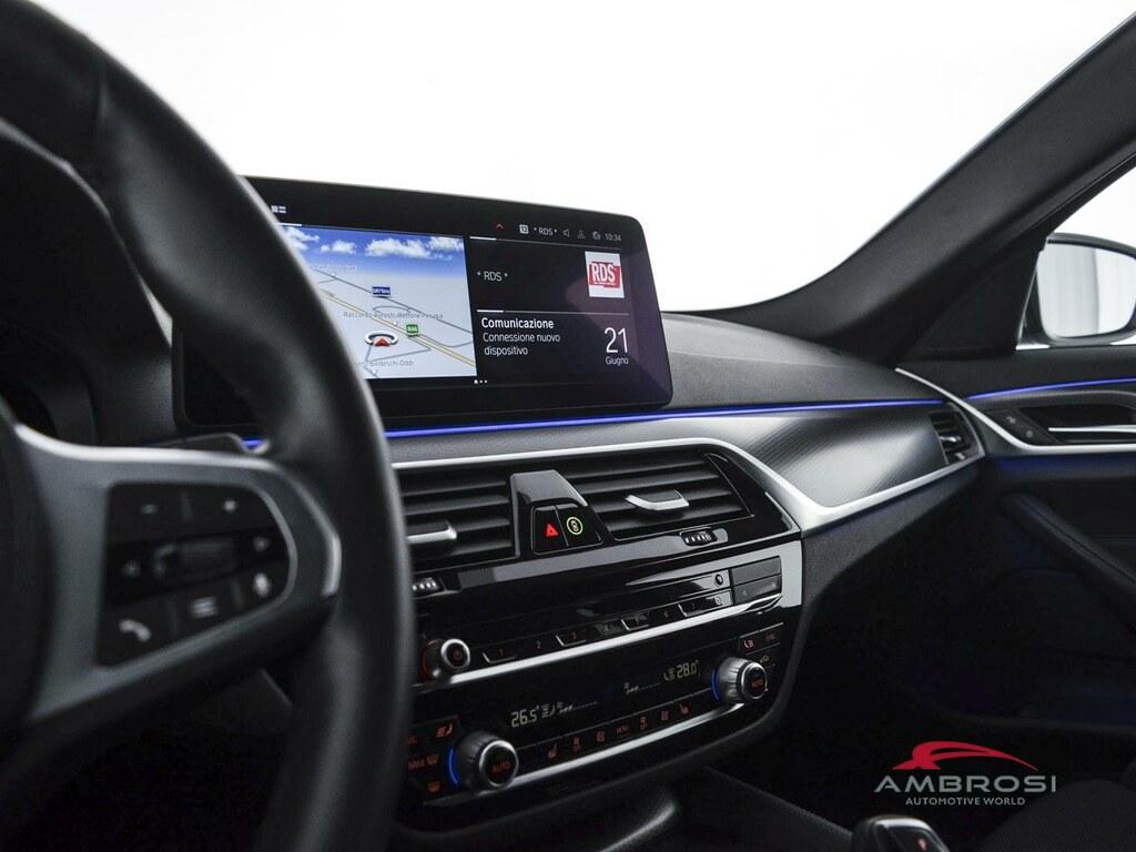 BMW Serie 5 518d Touring mhev 48V Msport auto