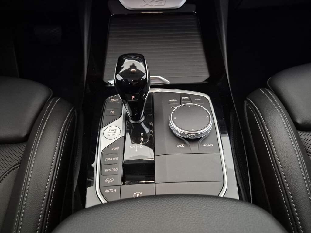 BMW X3 xdrive20d mhev 48V auto