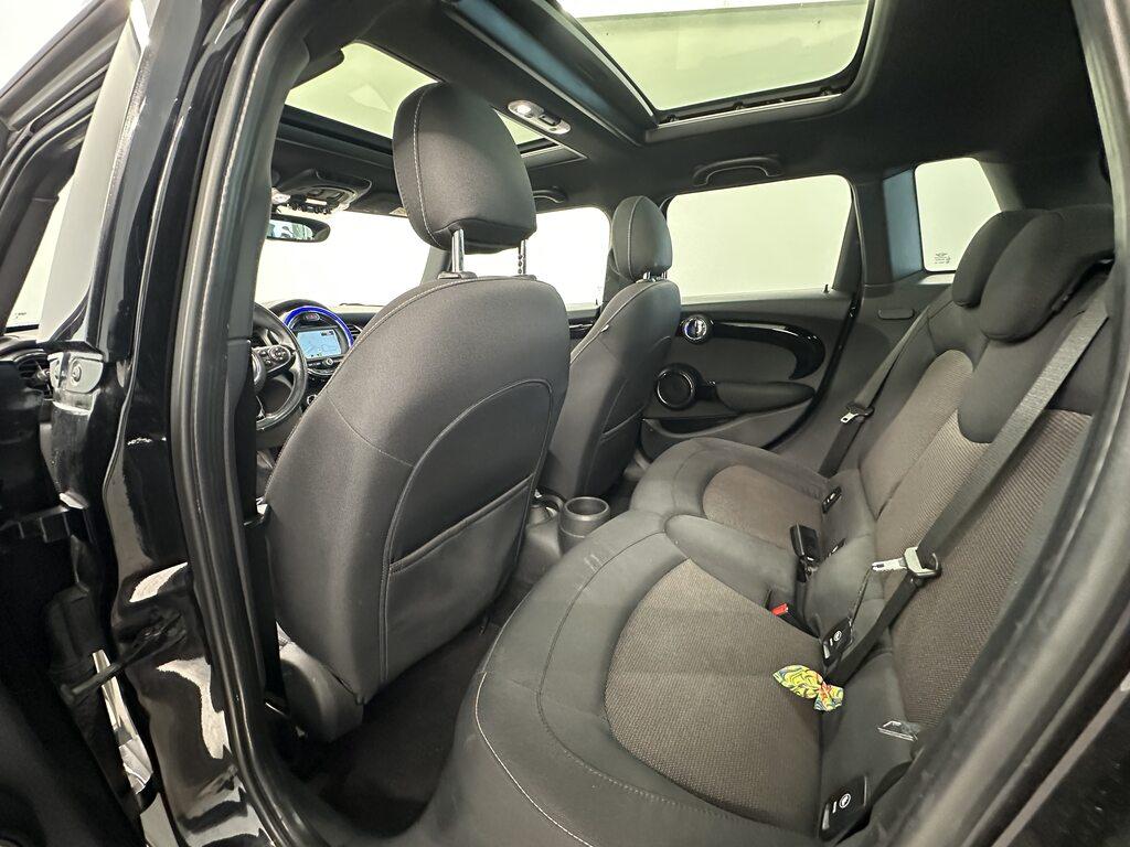 Mini Cooper D 1.5 D Cooper D Business XL Auto