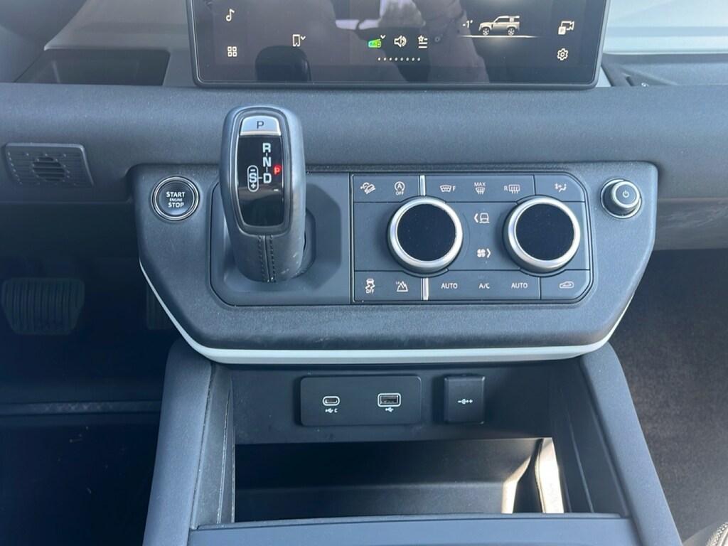 Land Rover Defender 90 3.0d i6 mhev X-Dynamic S awd 200cv auto