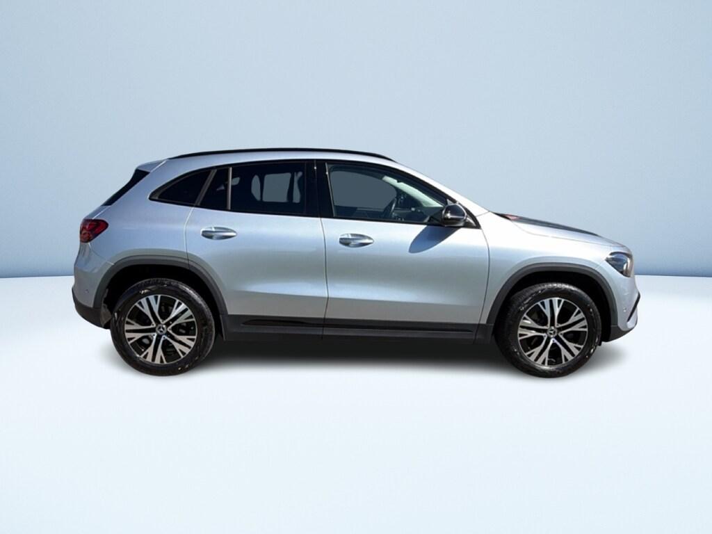 Mercedes GLA 200 d Progressive Advanced Plus auto