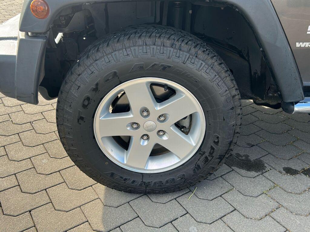 Jeep Wrangler 2.8 crd Sport auto E5+