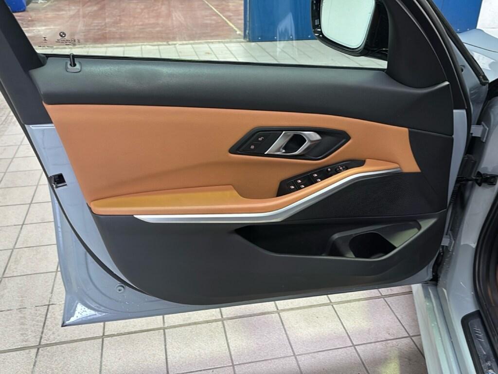 BMW Serie 3 330d mhev 48V Msport auto