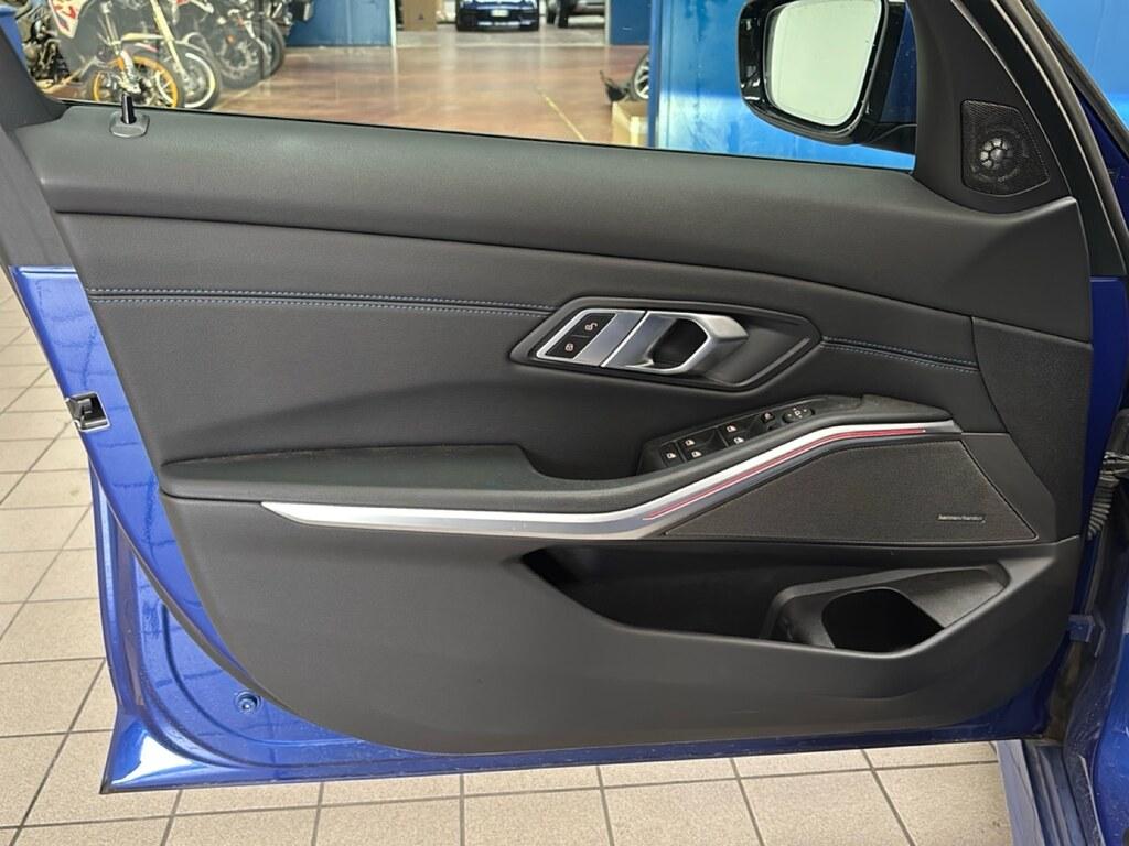BMW Serie 3 330d mhev 48V Msport auto