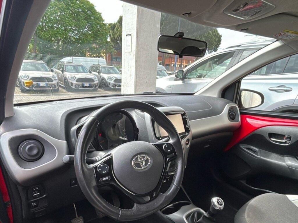 Toyota Aygo 1.0 x-play 5p my15