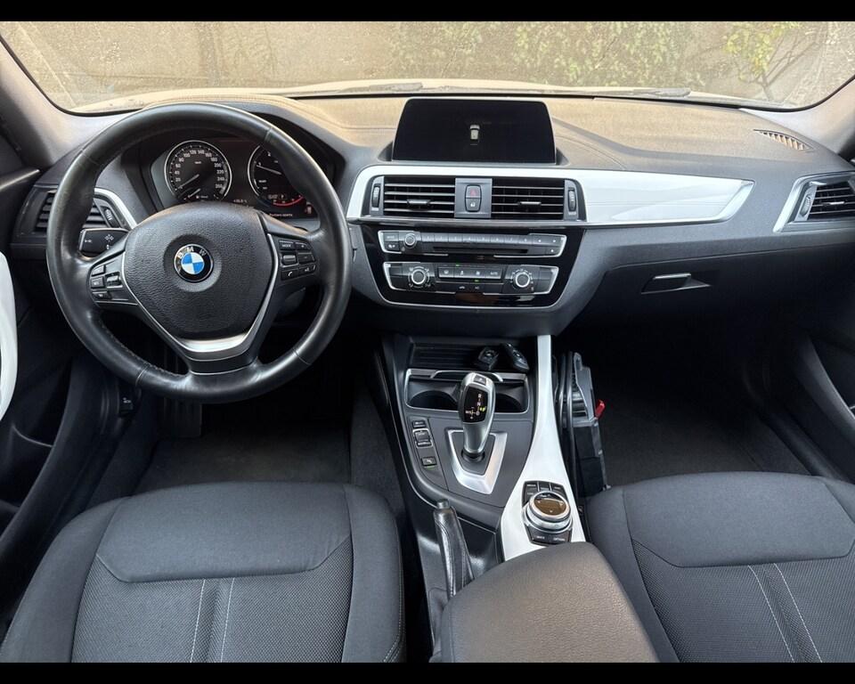 BMW Serie 1 118d Business 5p auto