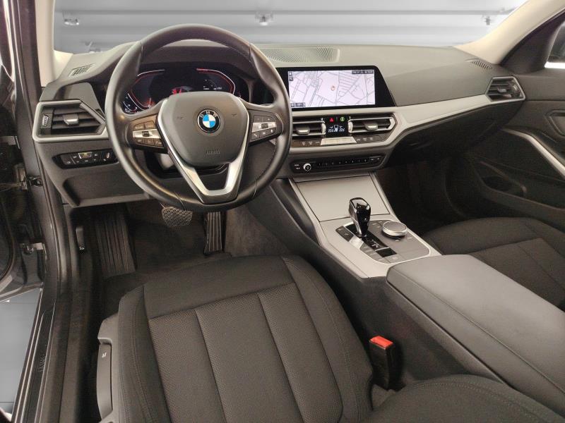 BMW Serie 3 318d Touring mhev 48V auto