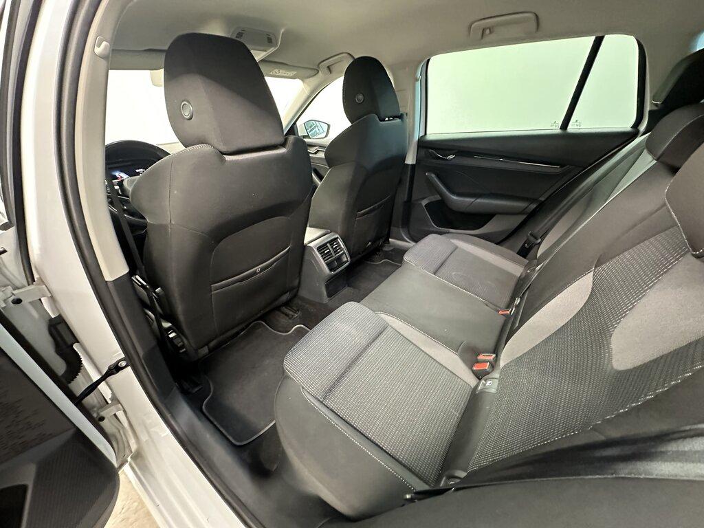 Skoda Octavia Wagon 1.5 g-tec Executive 130cv dsg