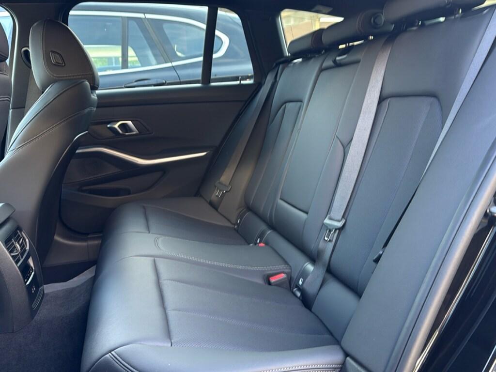 BMW Serie 3 320d Touring mhev 48V Msport xdrive auto