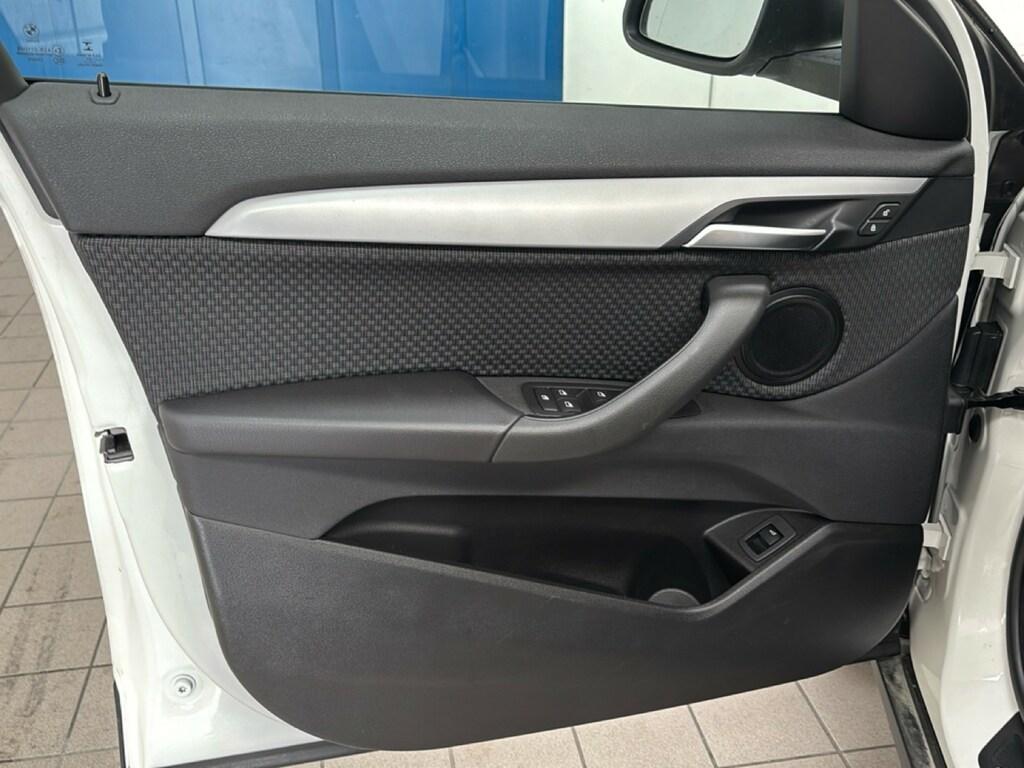 BMW X2 sdrive18d Business X auto