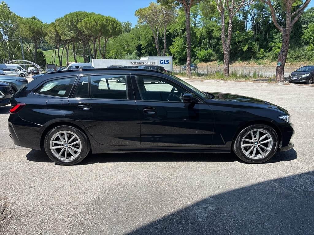 BMW Serie 3 318d Touring mhev 48V auto