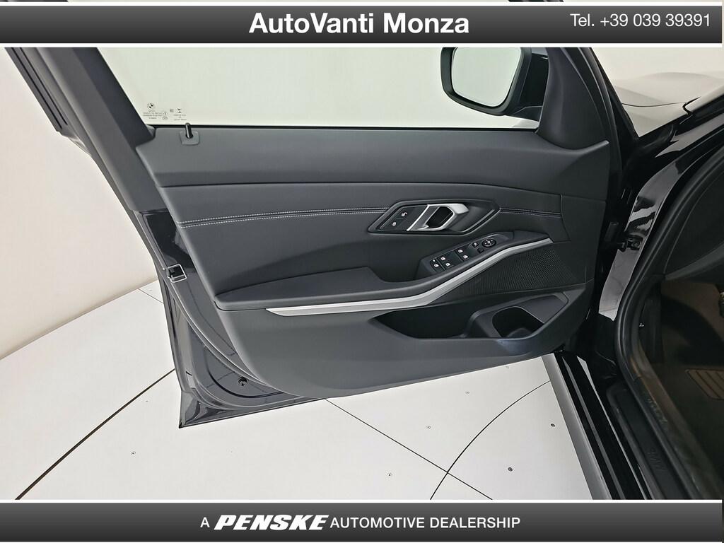 BMW Serie 3 320d mhev 48V xdrive Business Advantage auto