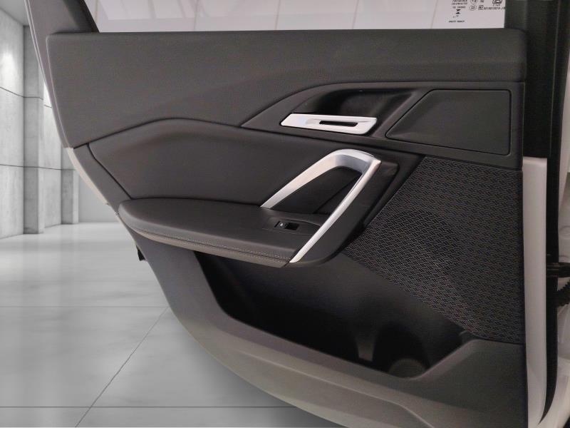 BMW iX1 edrive 20 X-Line