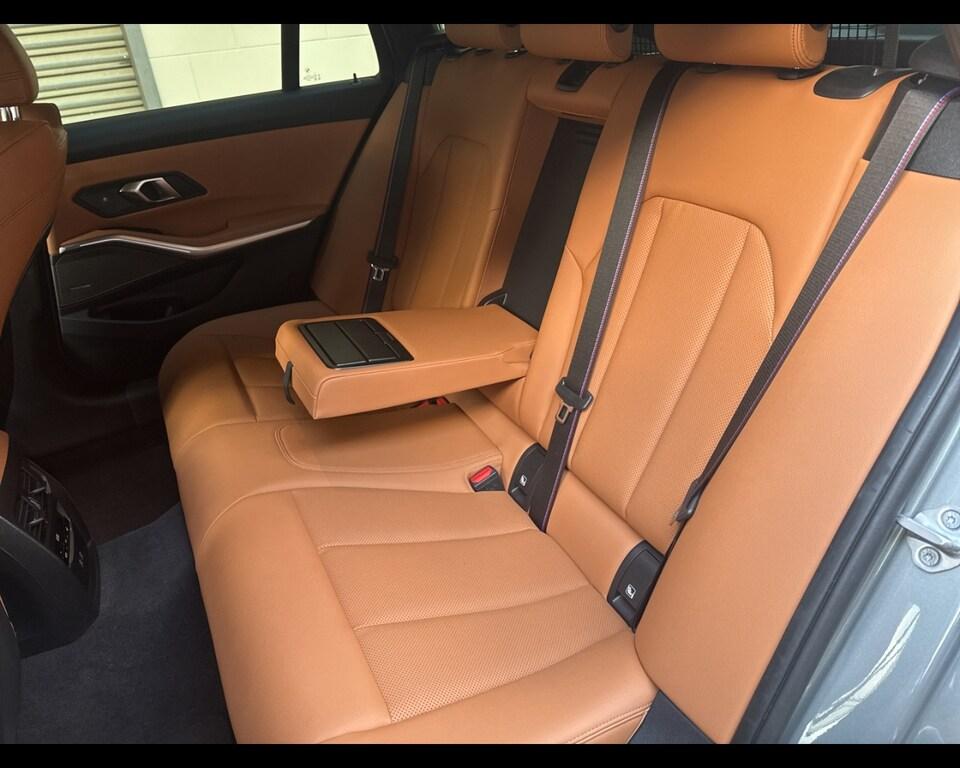 BMW Serie 3 M M340d Touring mhev 48V xdrive auto